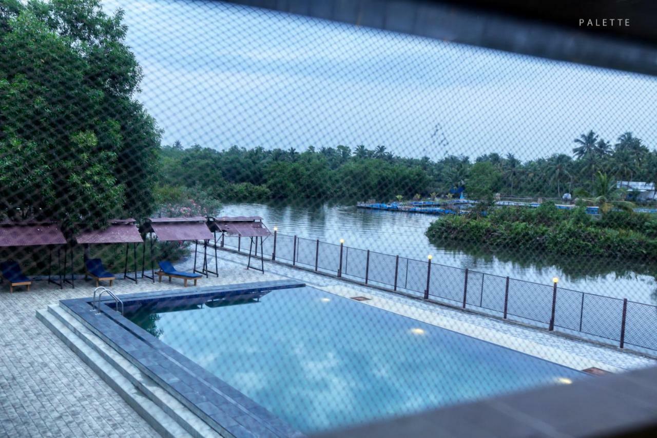Hotel Grand Ayur Island Perumbalam Exteriér fotografie
