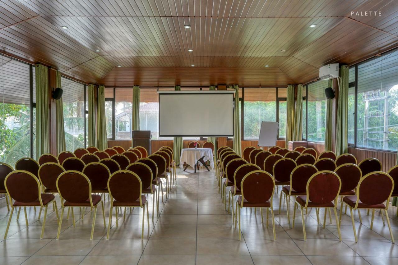 Hotel Grand Ayur Island Perumbalam Exteriér fotografie